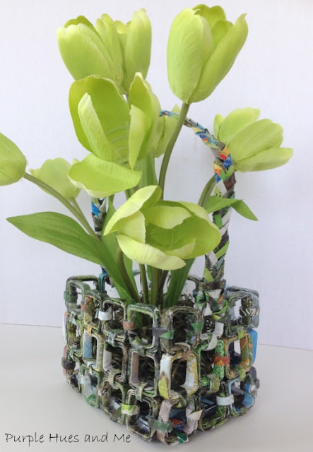 Cute basket made from magazines
