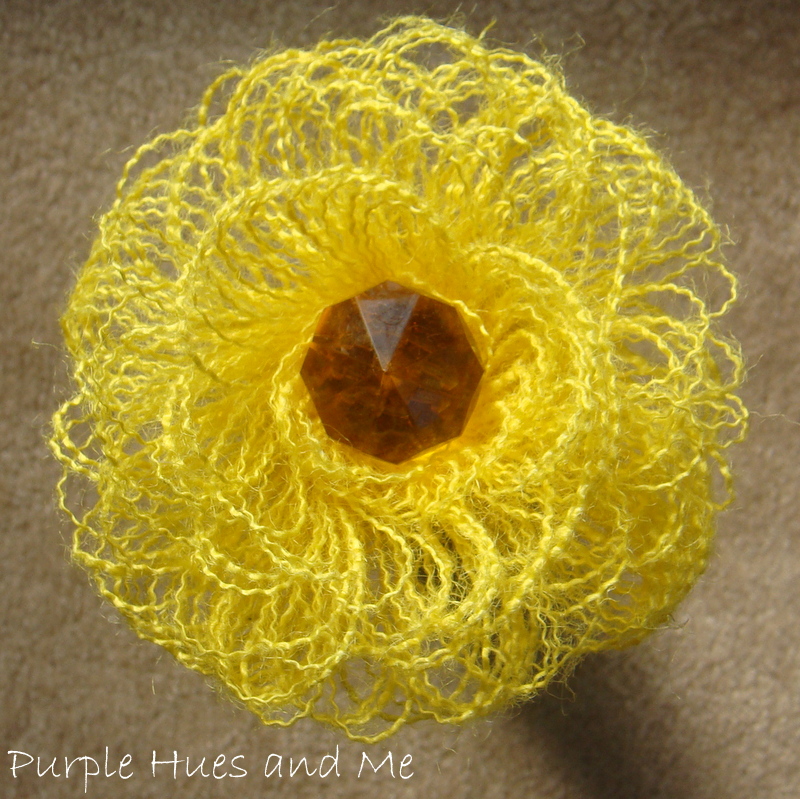 Burlap Fringed Flower